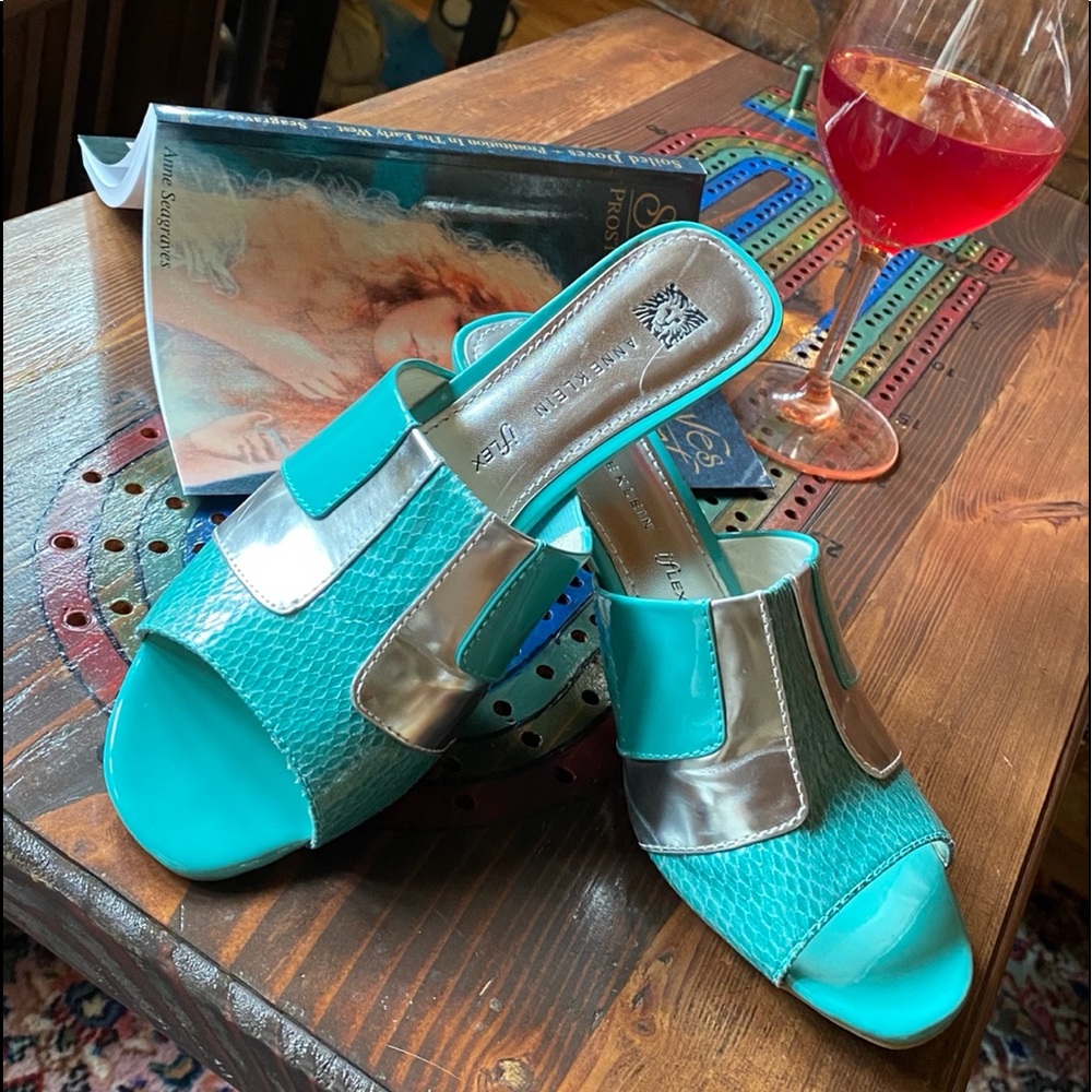 Ann Klein Turquoise Sandals